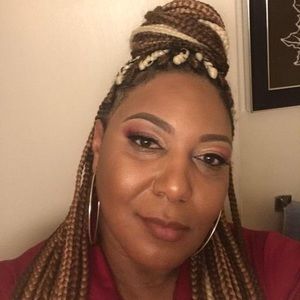 Meet your Posher, Vickie